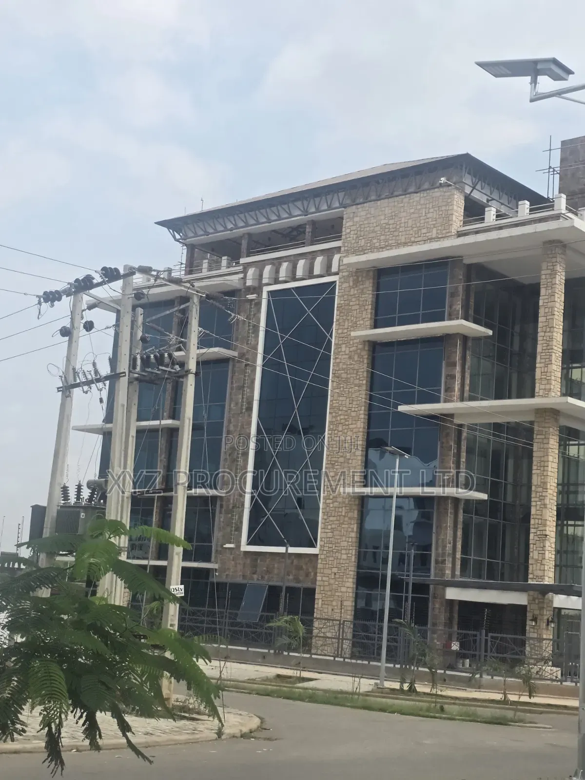 Massive Building for Sale in Jahi Main in Jahi