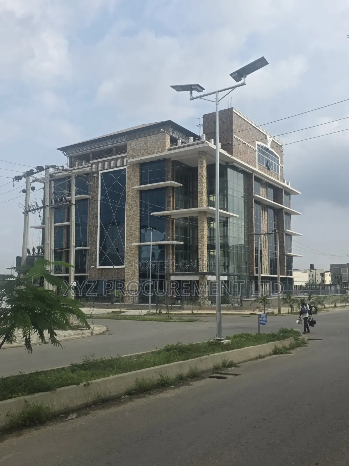 Massive Building for Sale in Jahi Main in Jahi