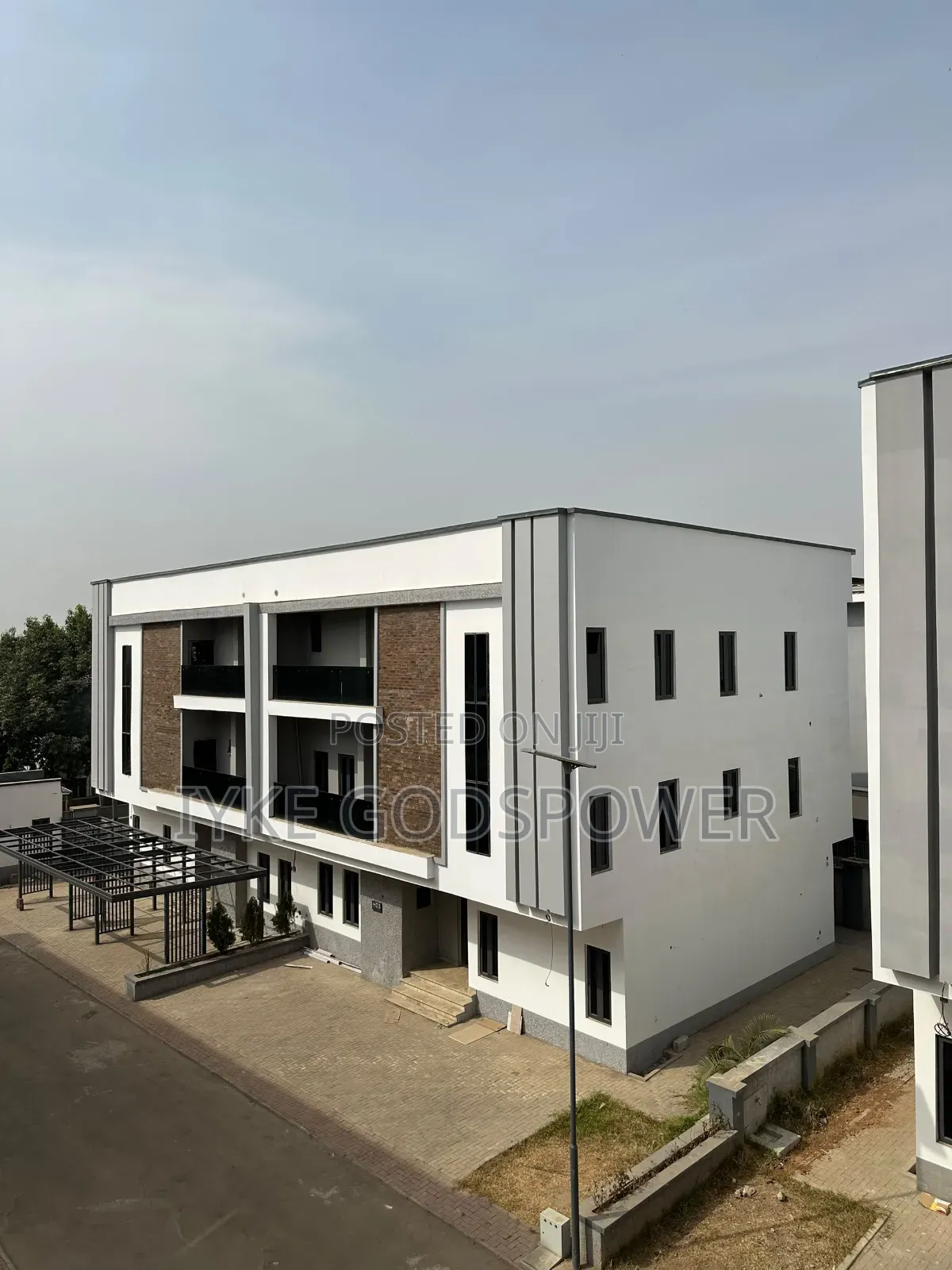 6bdrm Duplex in Durumi for rent in Durumi
