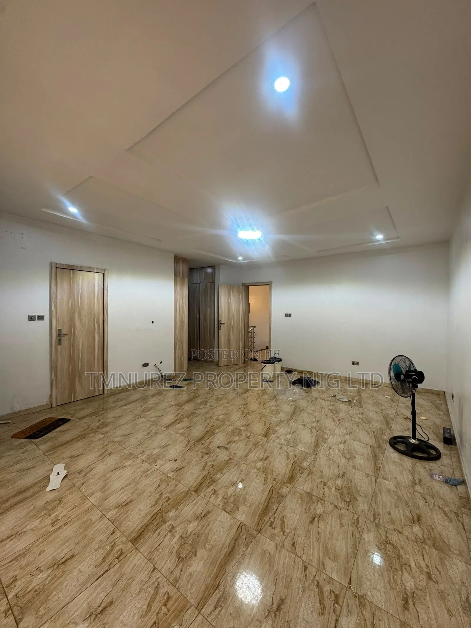 3bdrm Duplex in Chevron for rent in Chevron