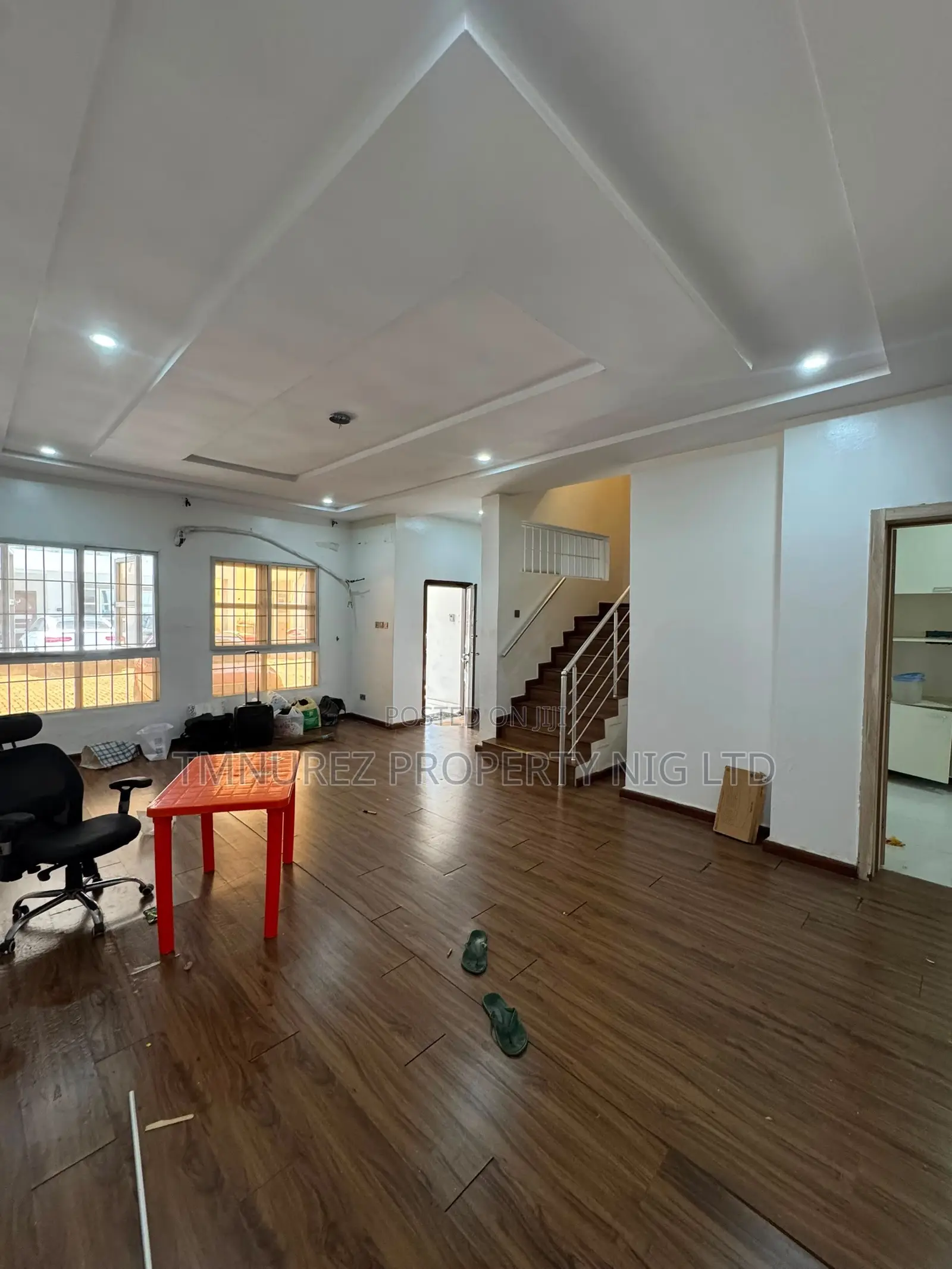 3bdrm Duplex in Chevron for rent in Chevron
