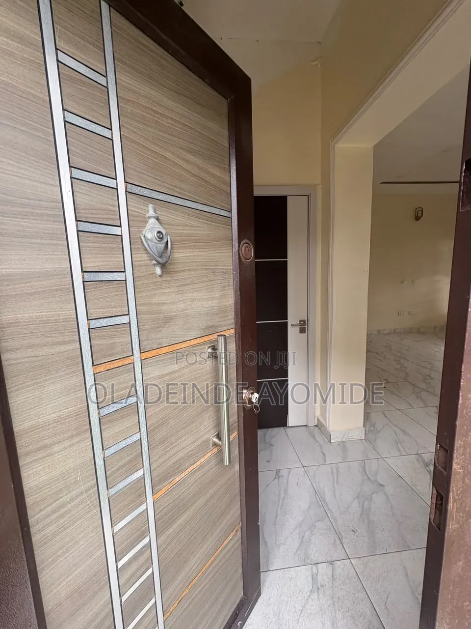 Studio Apartment in Conservation Court2, Chevron for rent in Chevron