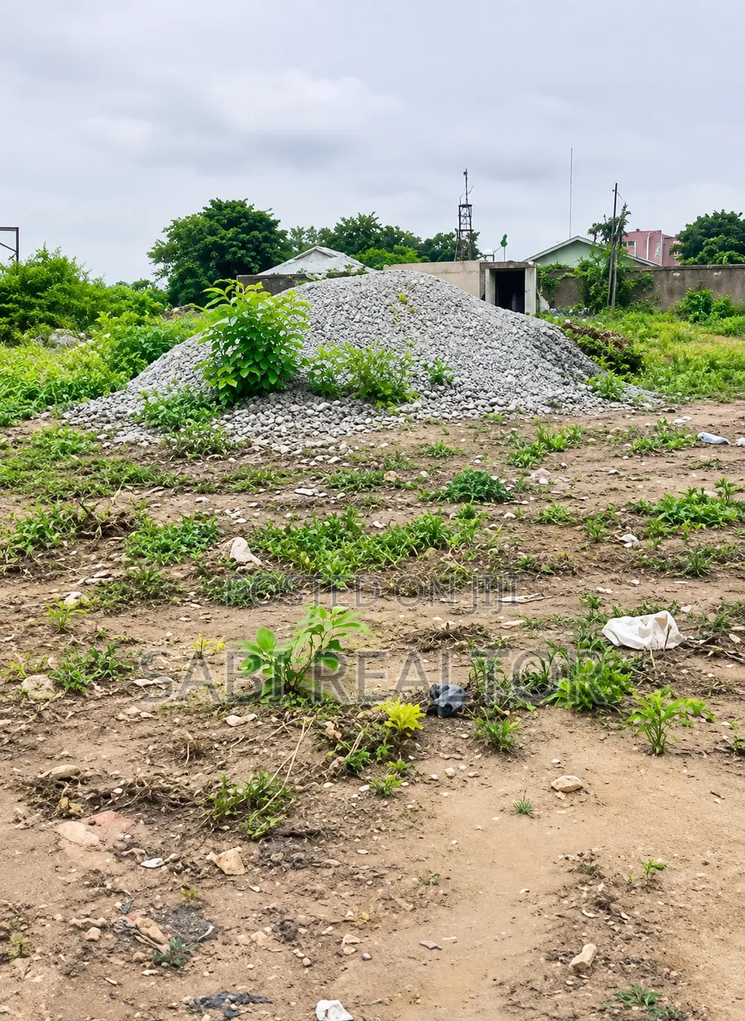 Over 5000sqm Commercial Land at Lateef Jakande, Agidingbi Ikeja Lagos in Agidingbi