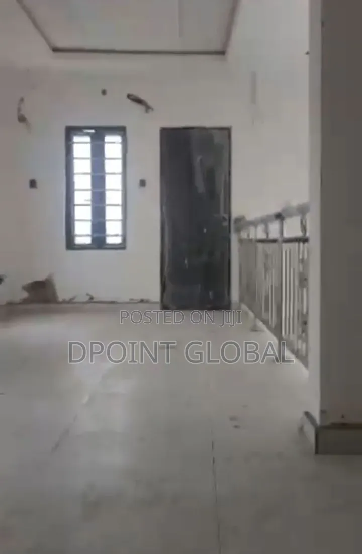 9bdrm Duplex in Not Estate, Ipaja / Ipaja for sale in Ipaja / Ipaja