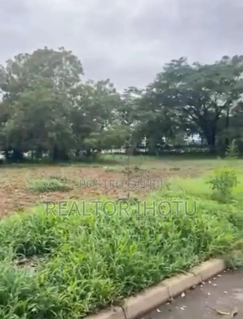 1813sqm, Maitama (Main)Land for Sale in Maitama