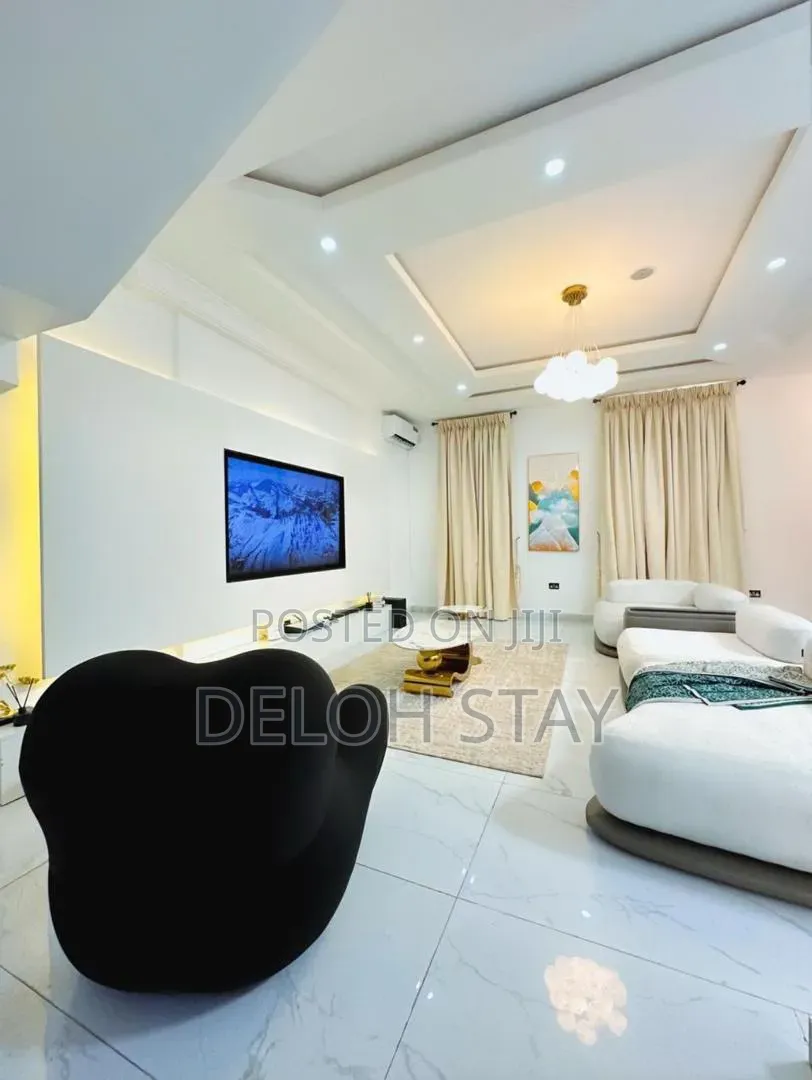 4 Bedroom Self Compound in Lekki Phase 1
