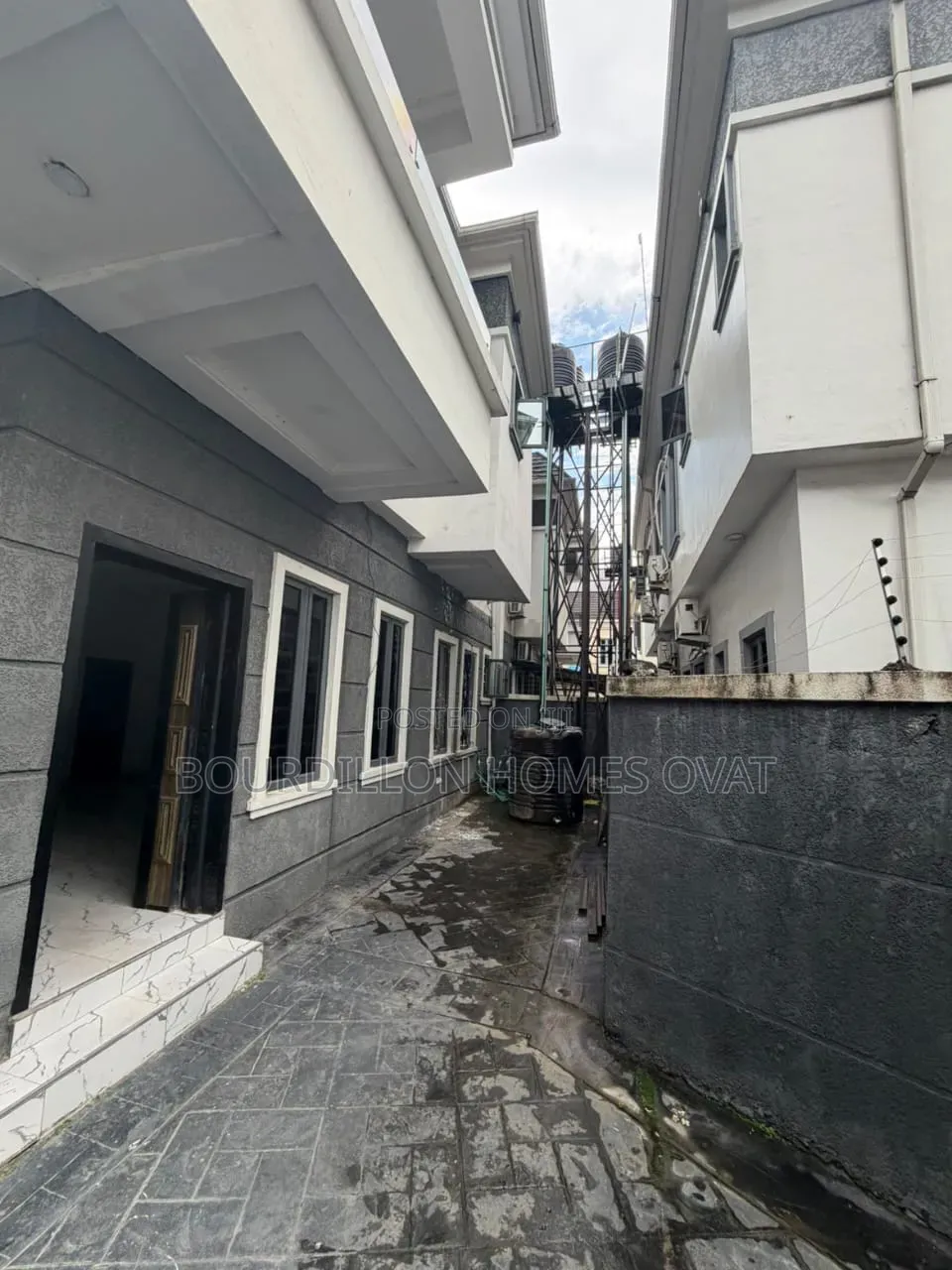4bdrm Duplex in Lekki Phase 1 Lagos for rent in Lekki Phase 1