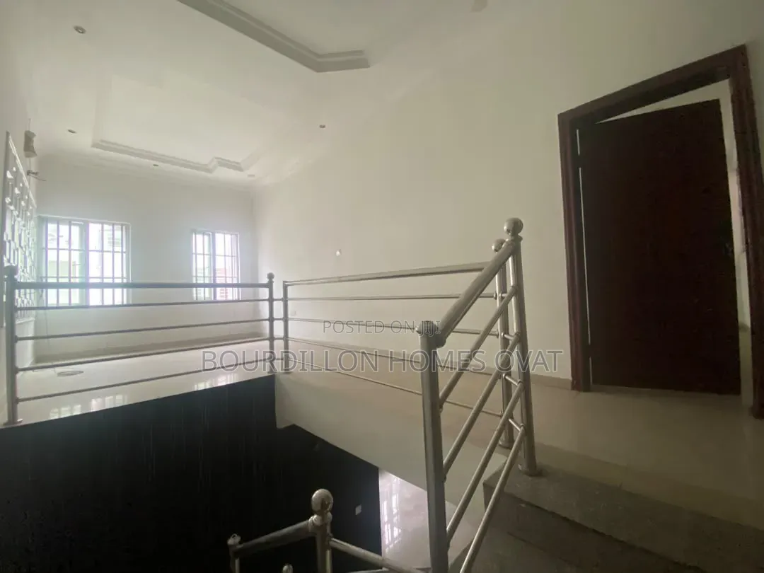 4bdrm Duplex in Ikate Lekki Lagos for rent in Ikate