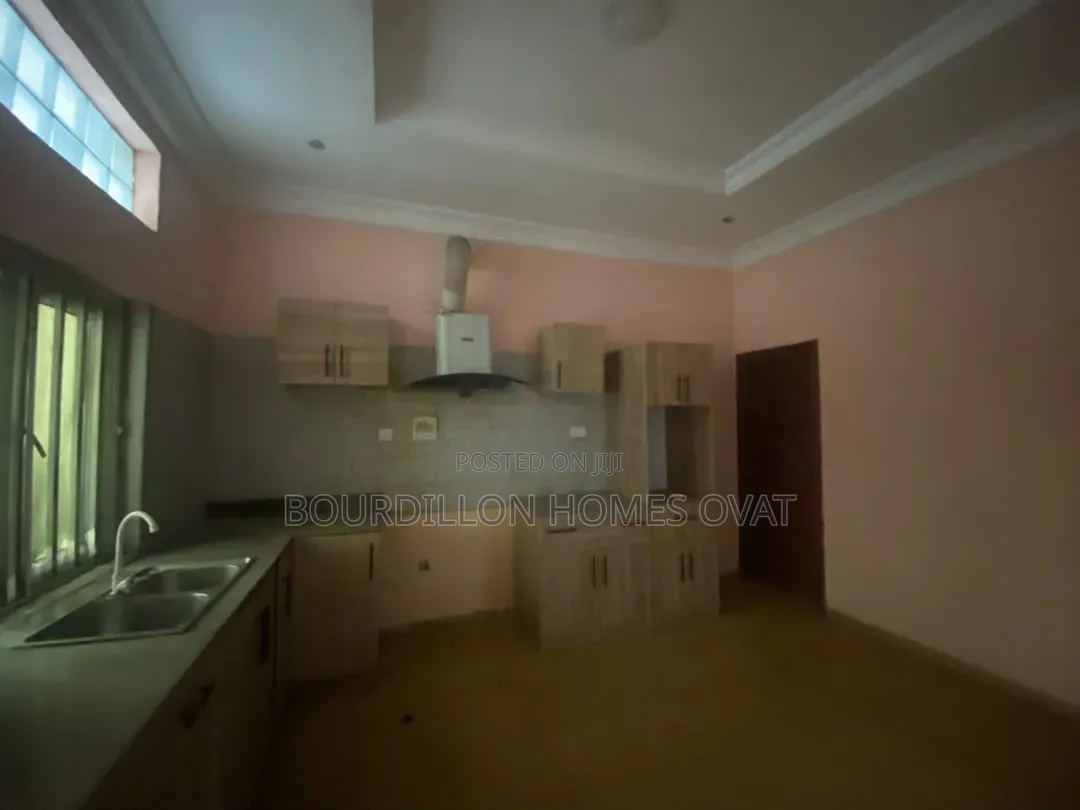 4bdrm Duplex in Ikate Lekki Lagos for rent in Ikate