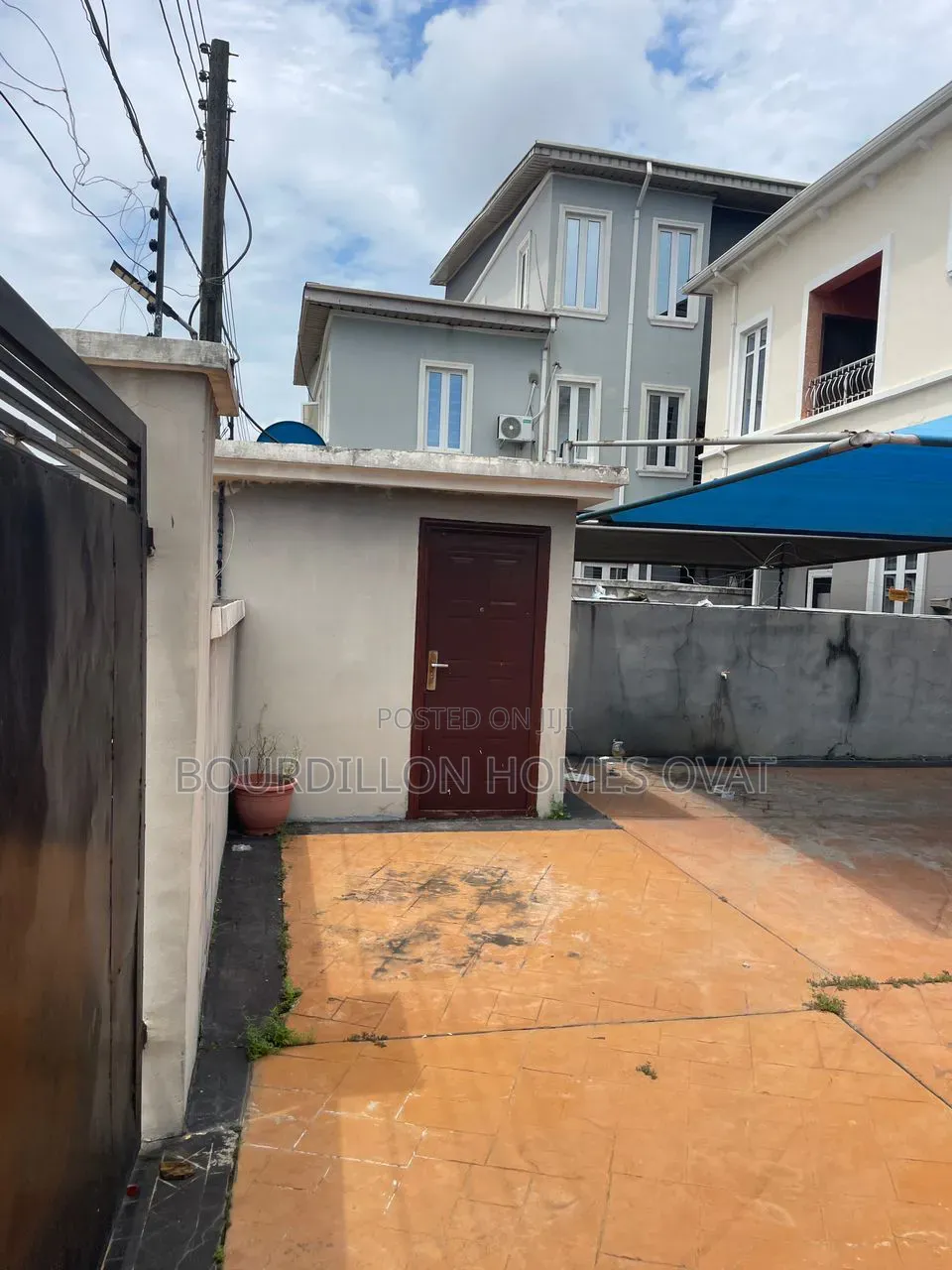 4bdrm Duplex in County Lekki Lagos for rent in Lekki Expressway