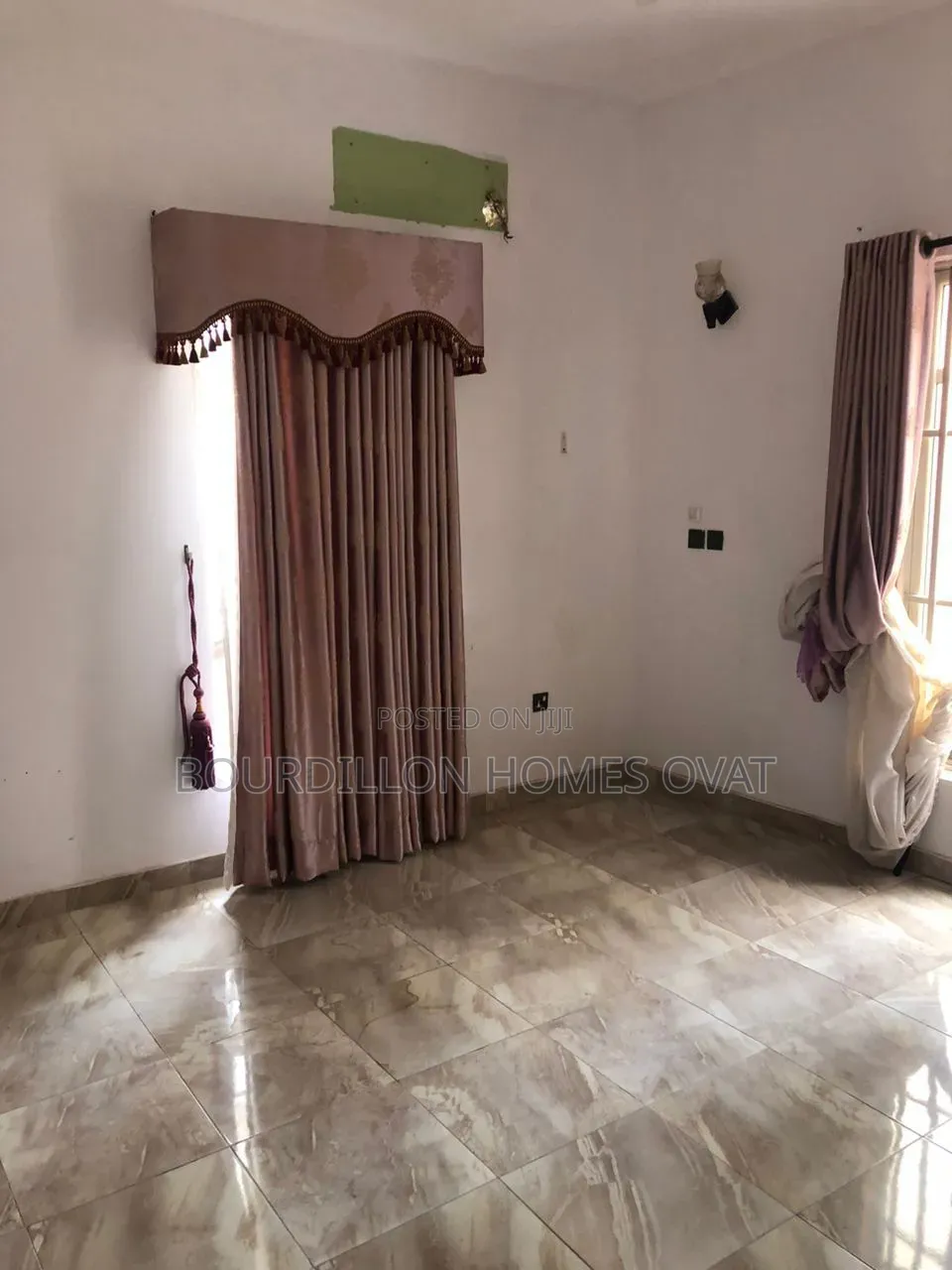 4bdrm Duplex in County Lekki Lagos for rent in Lekki Expressway