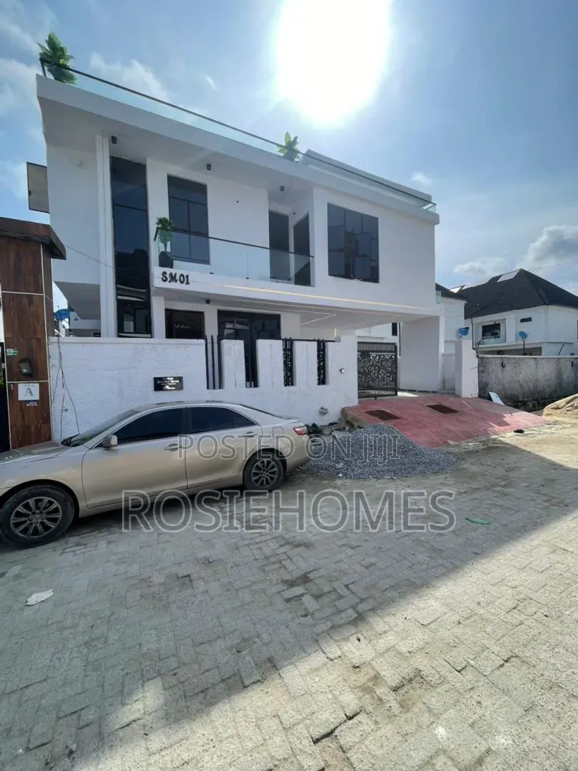 4bdrm Duplex in Ikota Gra for rent in Ikota