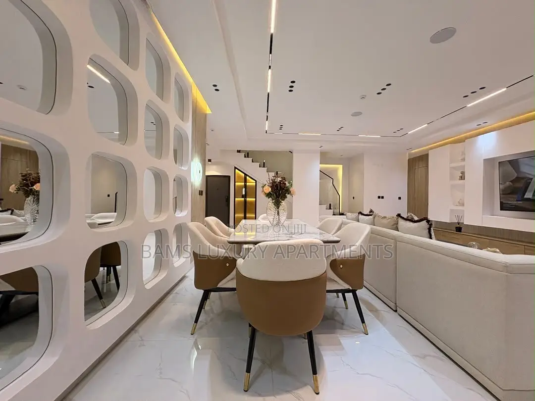 Luxury and Neat Shortlet Apartments at Banana Island in Banana Island