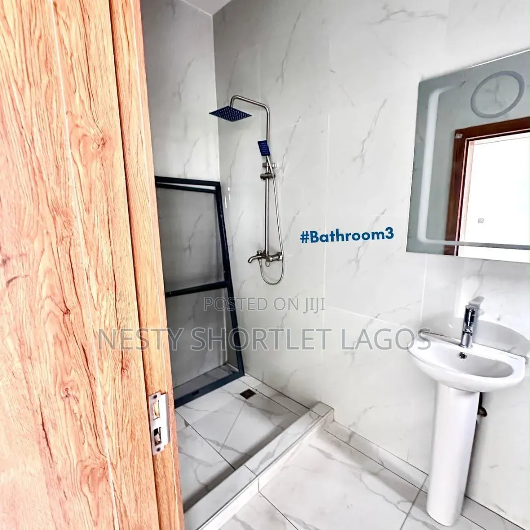 Furnished 5bdrm House in Iseri for sale in Iseri