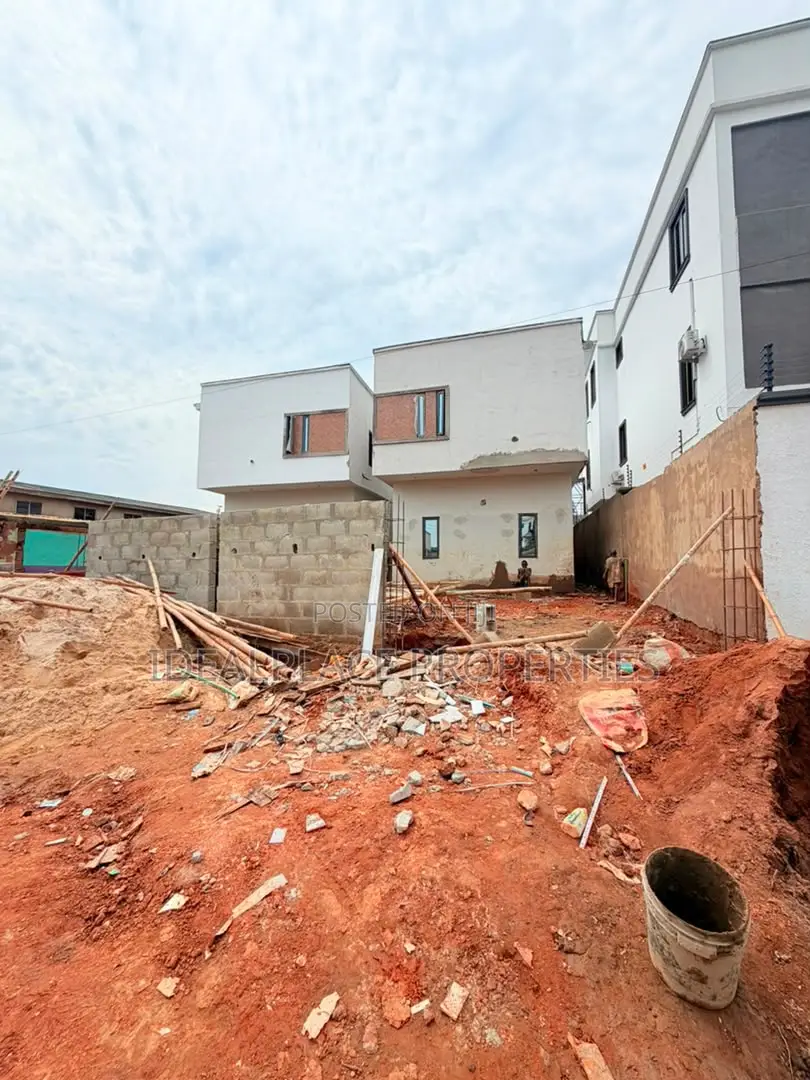 2bdrm Townhouse/Terrace in Magodo for sale in Magodo