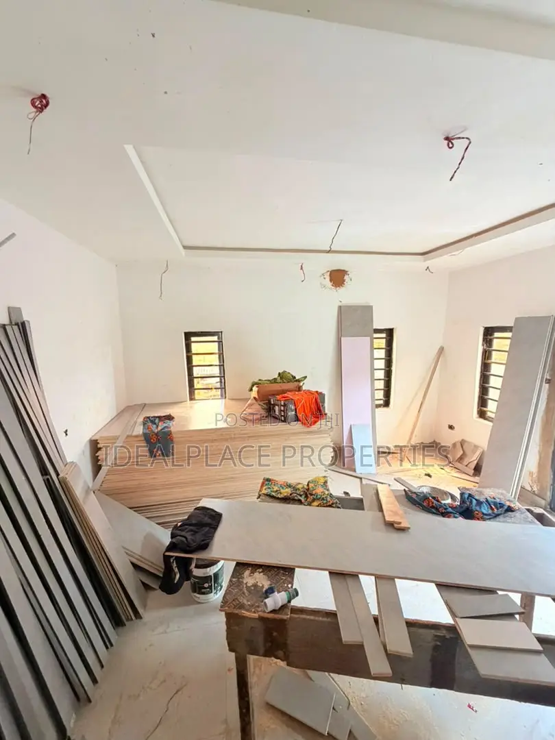 2bdrm Townhouse/Terrace in Magodo for sale in Magodo