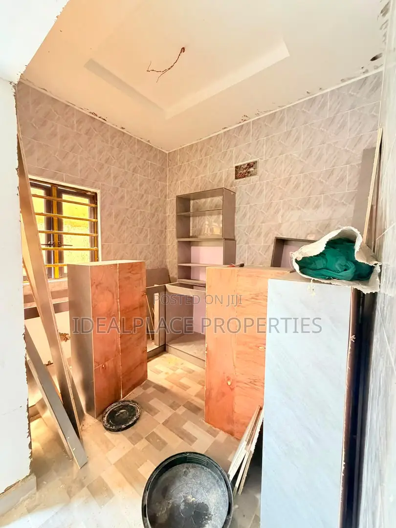 2bdrm Townhouse/Terrace in Magodo for sale in Magodo