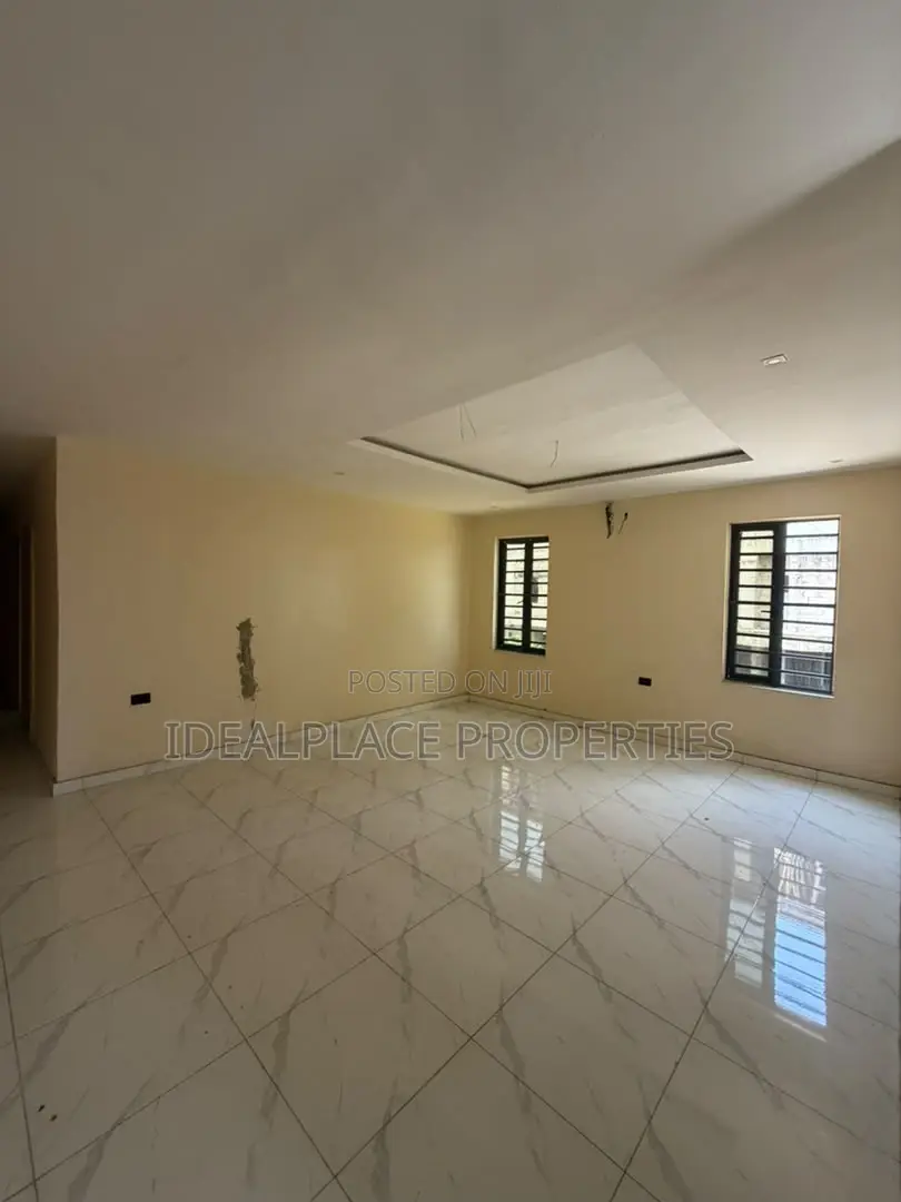 3bdrm Block of Flats in Lekki Phase 1 for sale in Lekki Phase 1