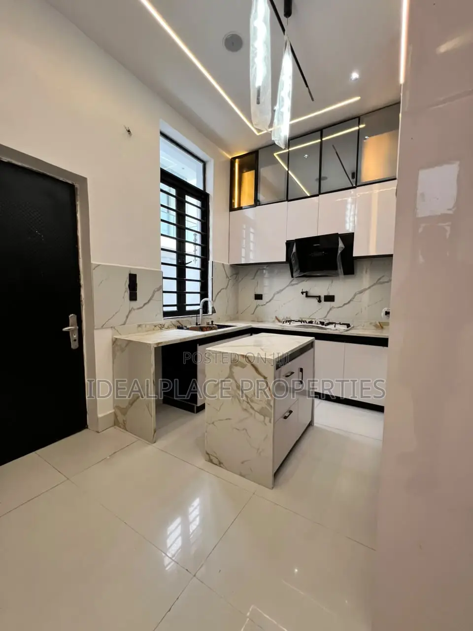 4bdrm House in Ikota for sale in Ikota