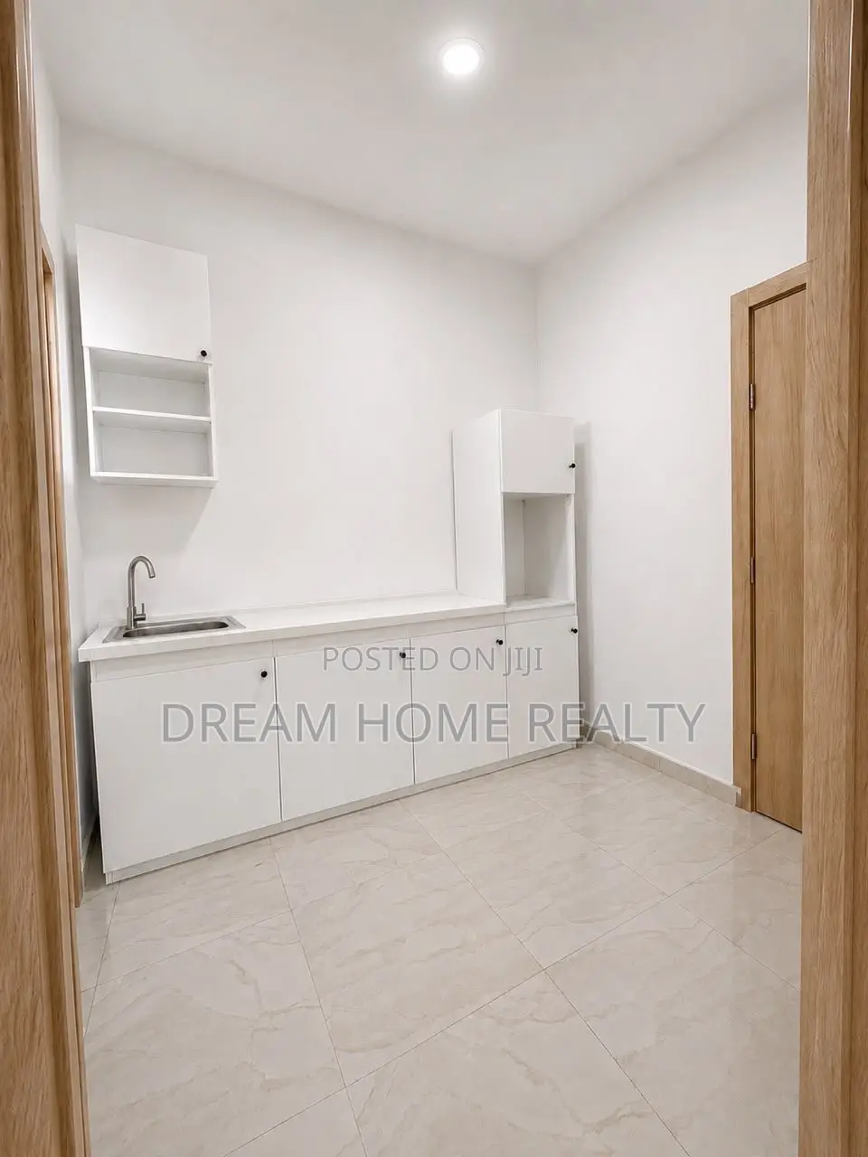1bdrm Apartment in Lekki Phase 2 for rent in Lekki Phase 2