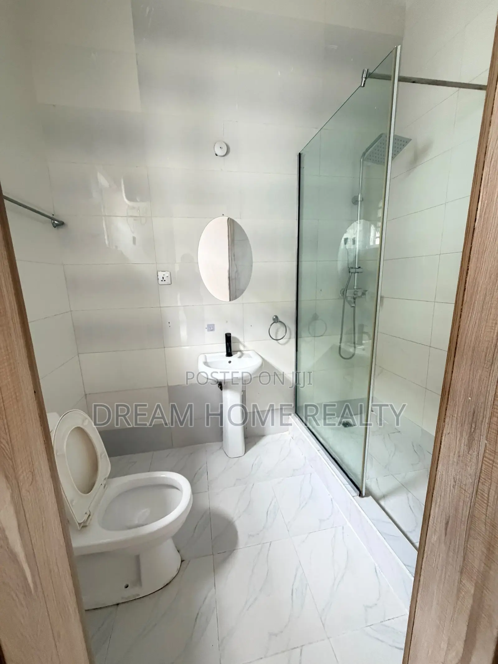 1bdrm Apartment in Lekki Phase 2 for rent in Lekki Phase 2