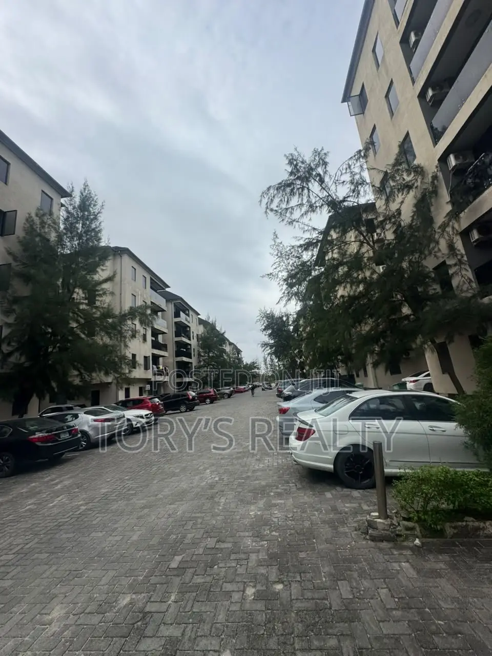 1bdrm Apartment in Lekki Phase 2 for sale in Lekki Phase 2