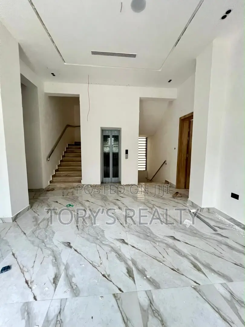 6bdrm Duplex in Victoria Island Extension for sale in Victoria Island Extension