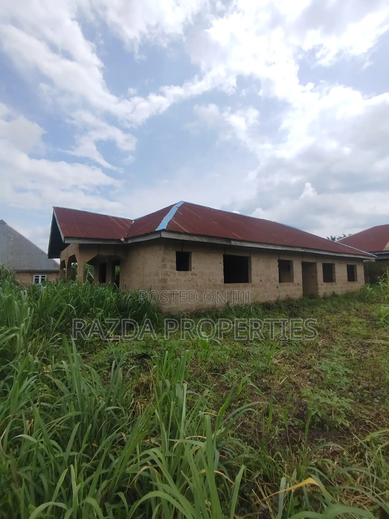 3bdrm Bungalow in Ile Funfun Area, Ife for sale in Ife