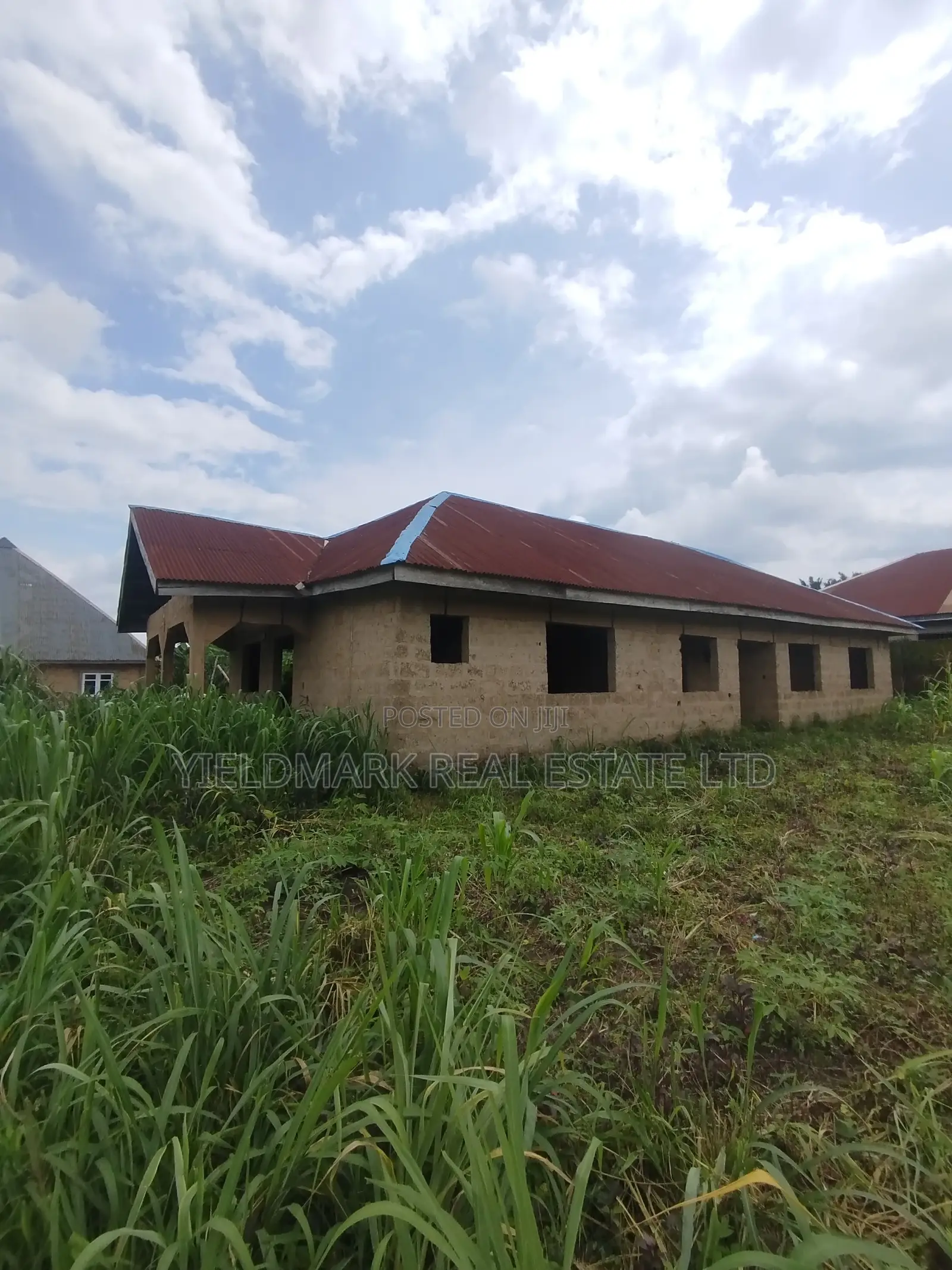 3bdrm Bungalow in Ile Funfun Area, Ife for sale in Ife