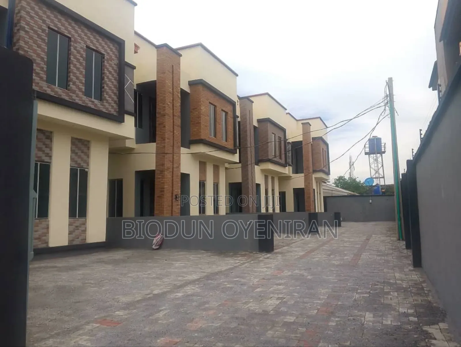 4bdrm Duplex in Egbeda for sale in Egbeda