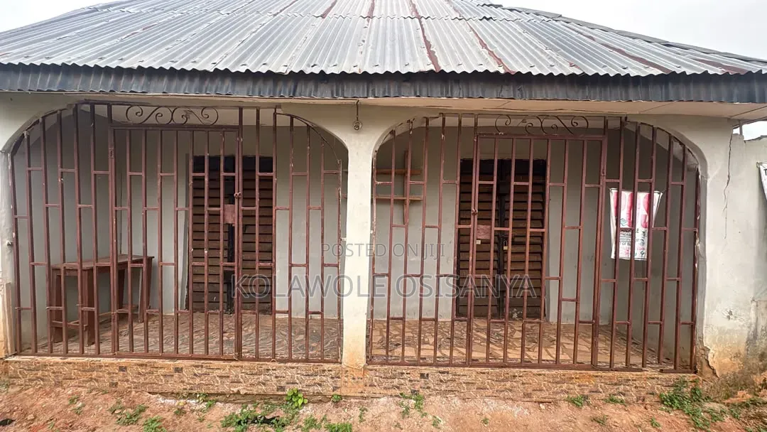 3bdrm Bungalow in Ado-Odo/Ota for sale in Ado-Odo/Ota