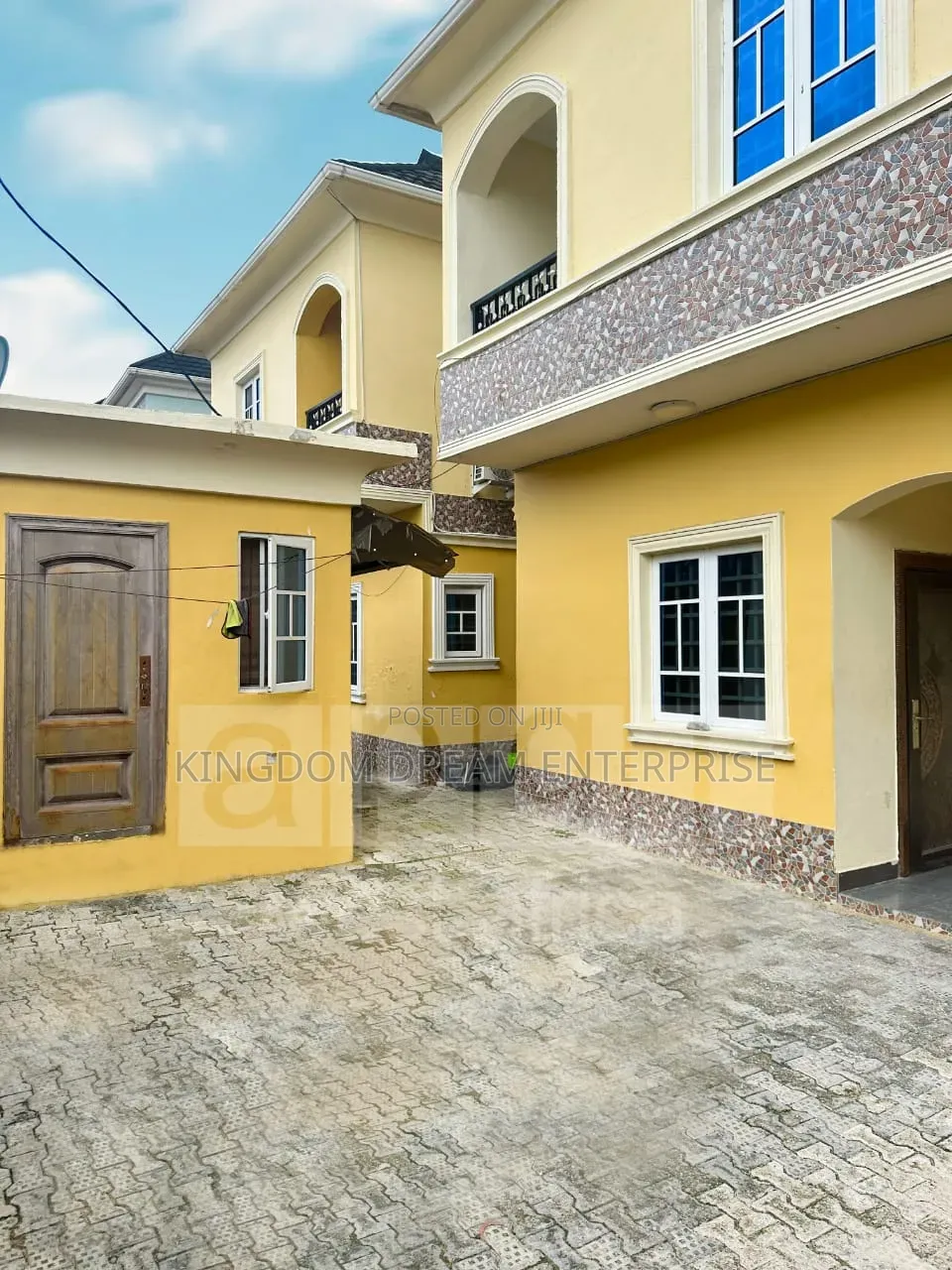 4bdrm Duplex in Chevron Drive Lekki for sale in Chevron