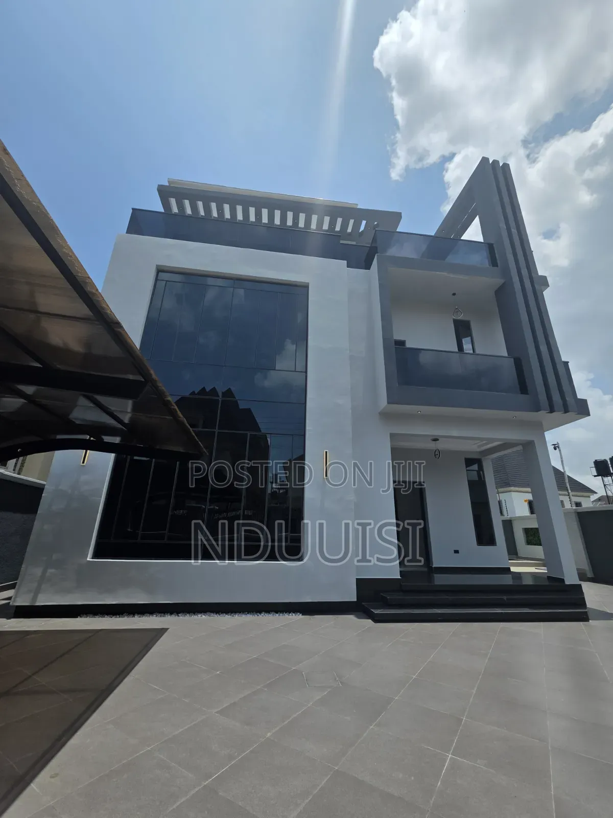 5bdrm Duplex in Apo Resettlement for sale in Apo Resettlement