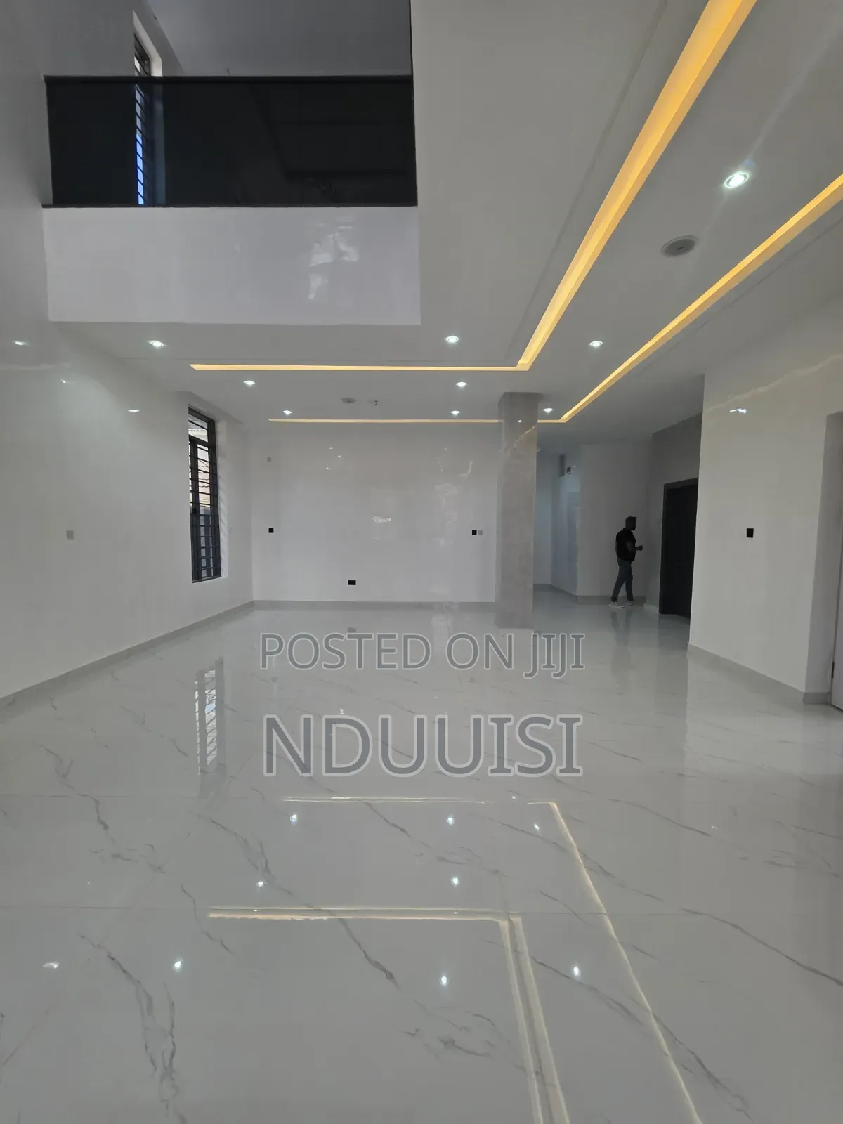 5bdrm Duplex in Apo Resettlement for sale in Apo Resettlement