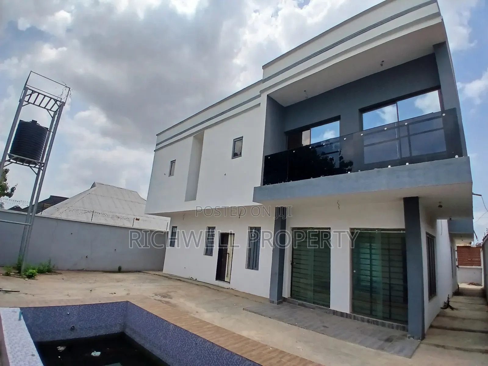 5bdrm Duplex in Ajila Estate, Elebu, for sale in Akala Express