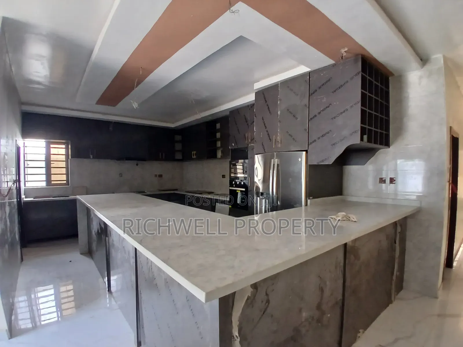 5bdrm Duplex in Ajila Estate, Elebu, for sale in Akala Express