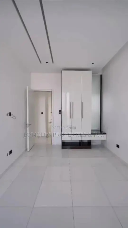 2bdrm Apartment in Lekki Phase 1 for sale in Lekki Phase 1