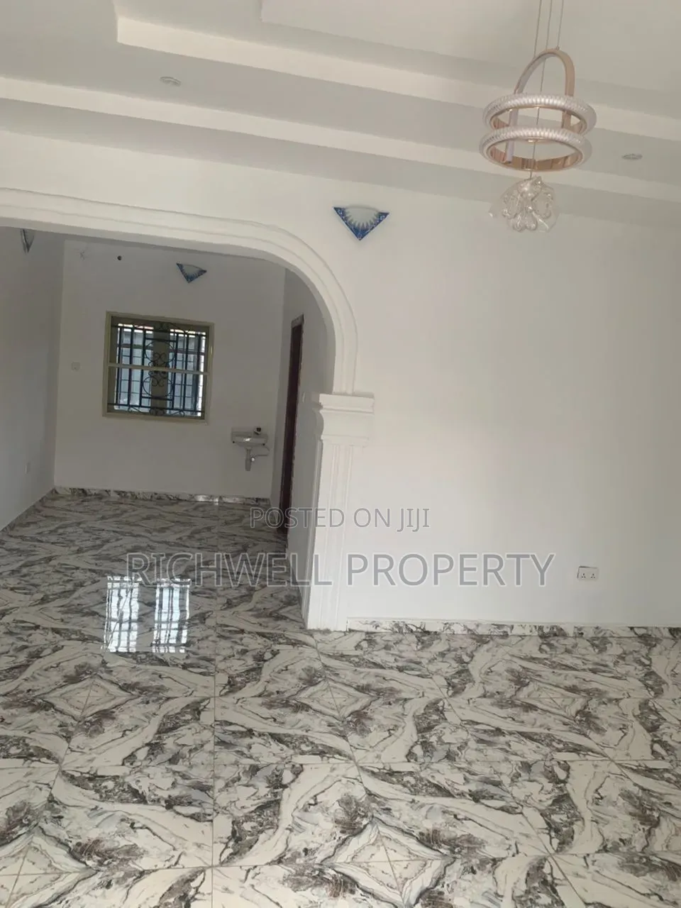 2bdrm Block of Flats in Foodco, Akala Express for rent in Akala Express
