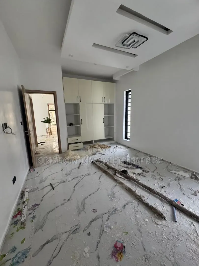 4bdrm Duplex in Orchid Road Lekki for rent in Lekki Expressway