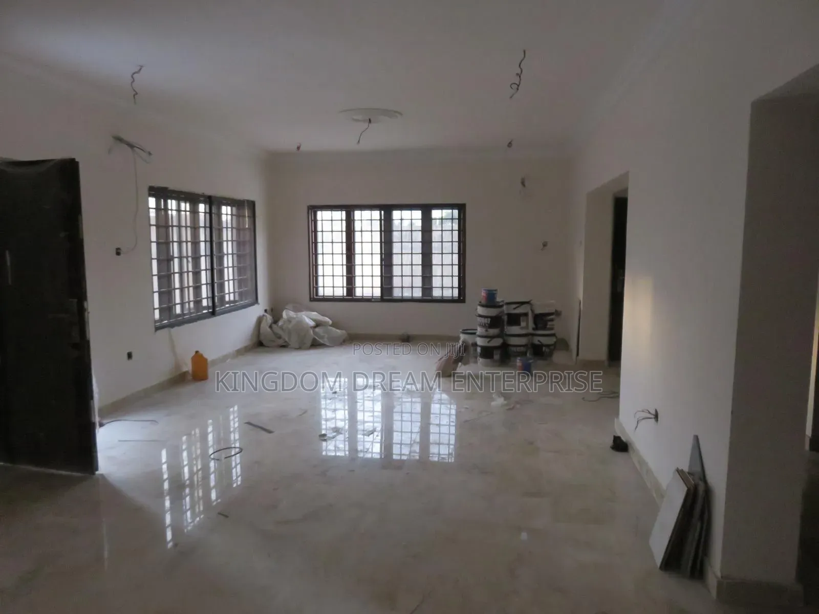 4bdrm Duplex in Off Admiralty Way for sale in Lekki Phase 1