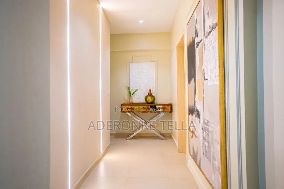 3 Bedrooms Short Let in the Heart of Ikoyi in Ikoyi S.W