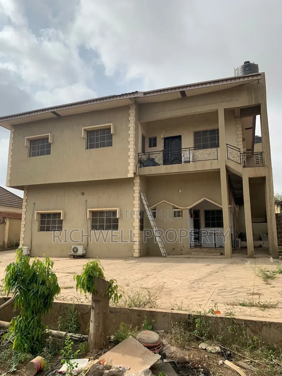 5bdrm Duplex in Oluyole Estate for sale in Oluyole Estate
