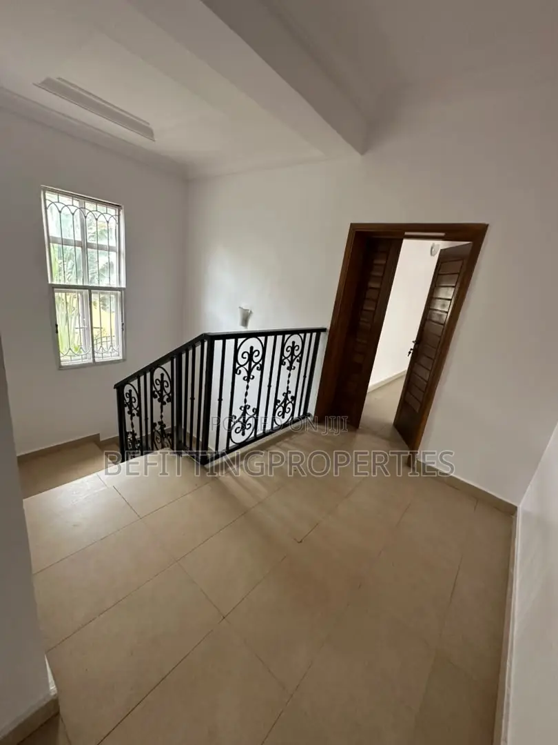 4bdrm Duplex in Banana Island for rent in Banana Island