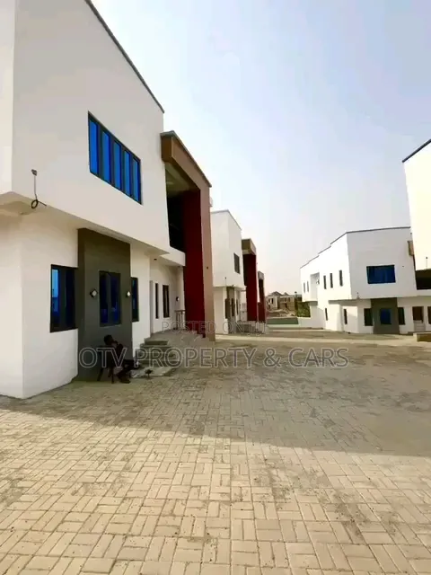 5bdrm Duplex in Guzape District for sale in Guzape District