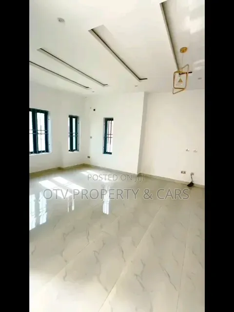 5bdrm Duplex in Guzape District for sale in Guzape District