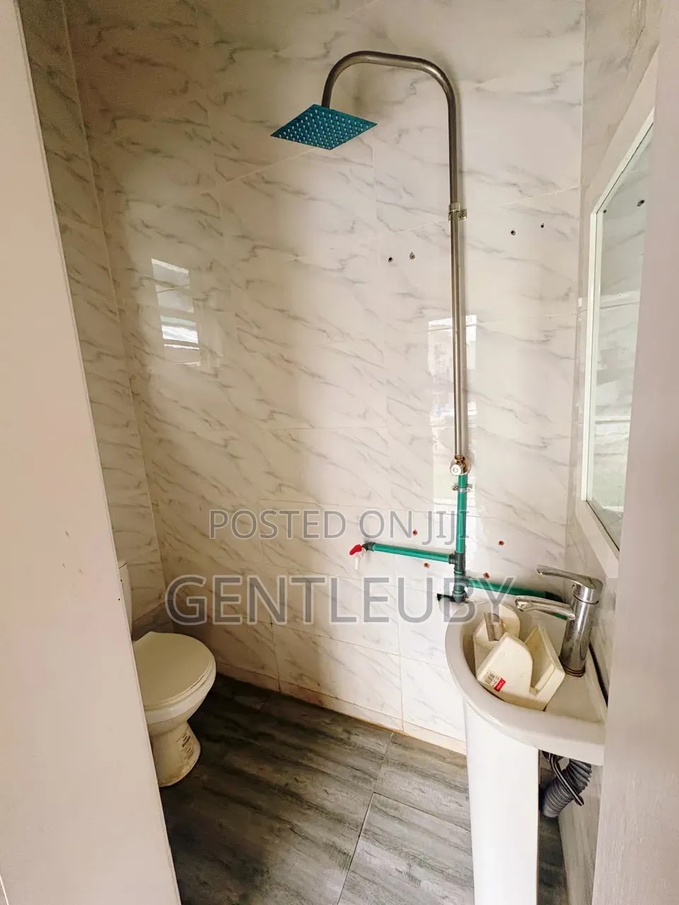 Studio Apartment in Lcc, Lekki Phase 1 for rent in Lekki Phase 1