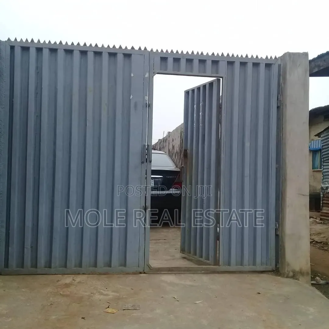 Furnished 2bdrm Block of Flats in Ikotun for sale in Ikotun / Ikotun/Igando