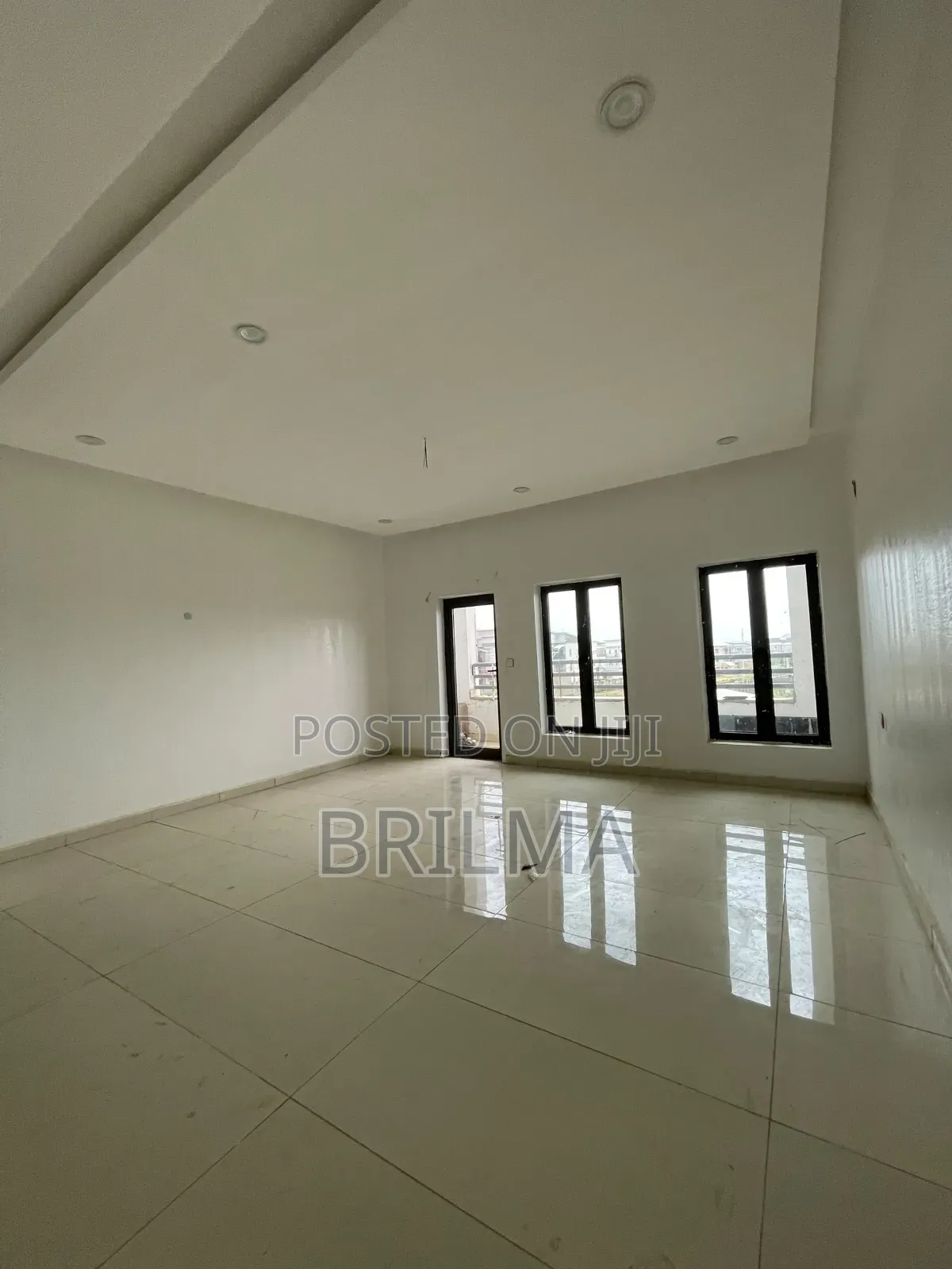 4bdrm Duplex in Jahi for sale in Jahi