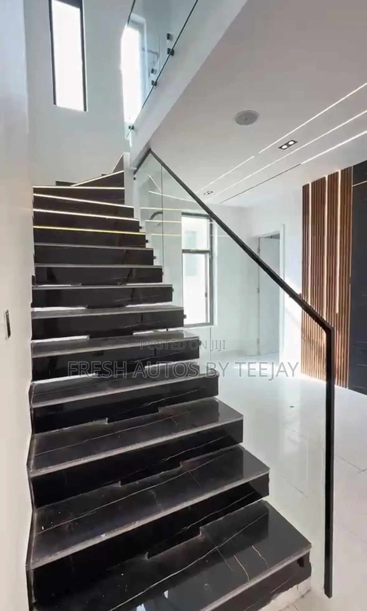 4bdrm Duplex in Lekki Phase1 Estate for sale in Lekki Phase 1
