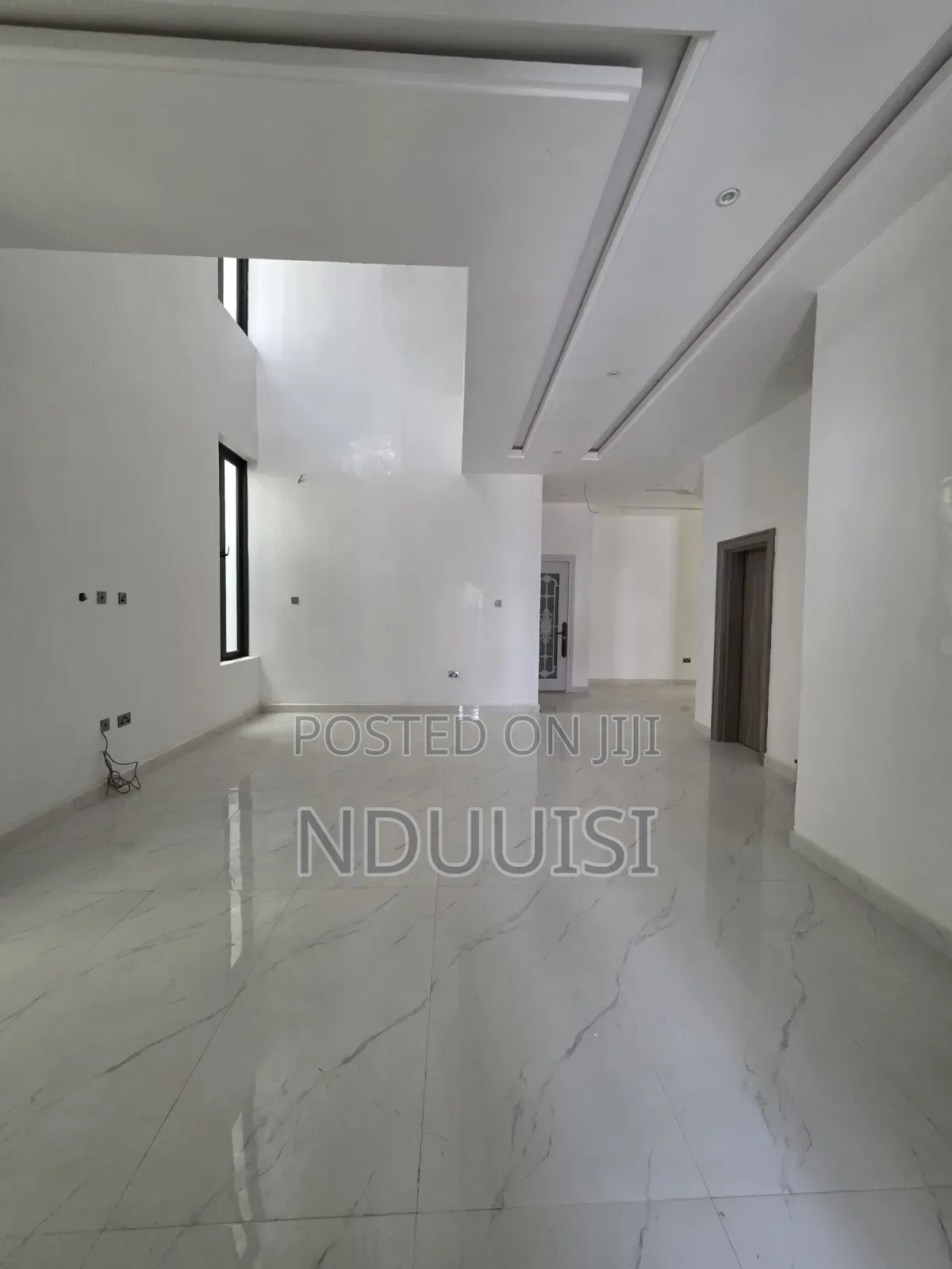 5bdrm Duplex in Apo Resettlement for sale in Apo Resettlement